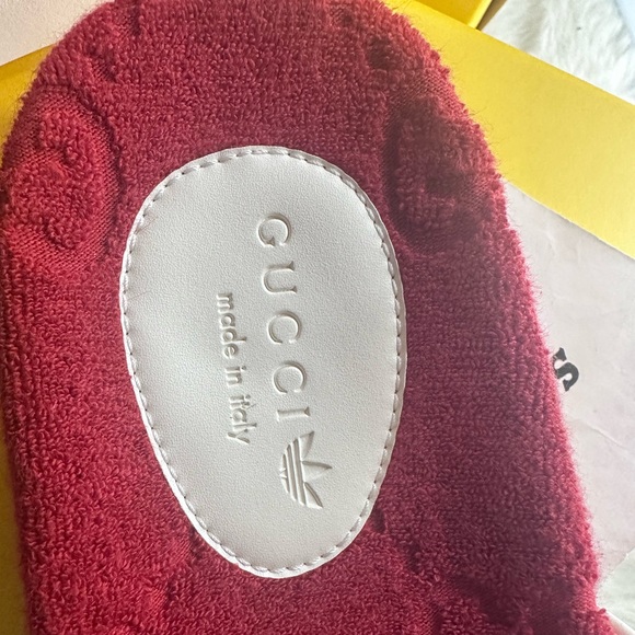 AUTHENTIC GUCCI x ADIDAS SLIDE - Picture 9 of 10